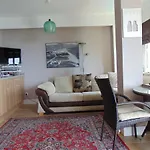 Estrella One Bedroom With Pool شقة فوينخيرولا