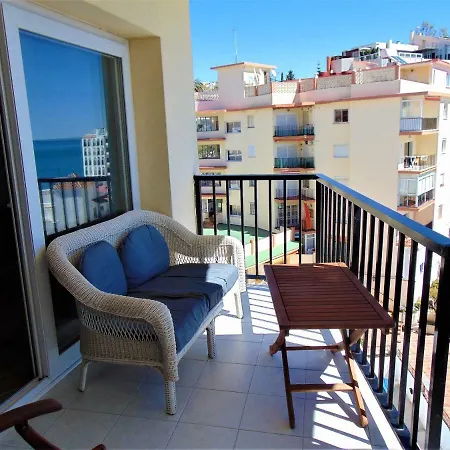 아파트 Estrella One Bedroom With Pool 푸엔히롤라